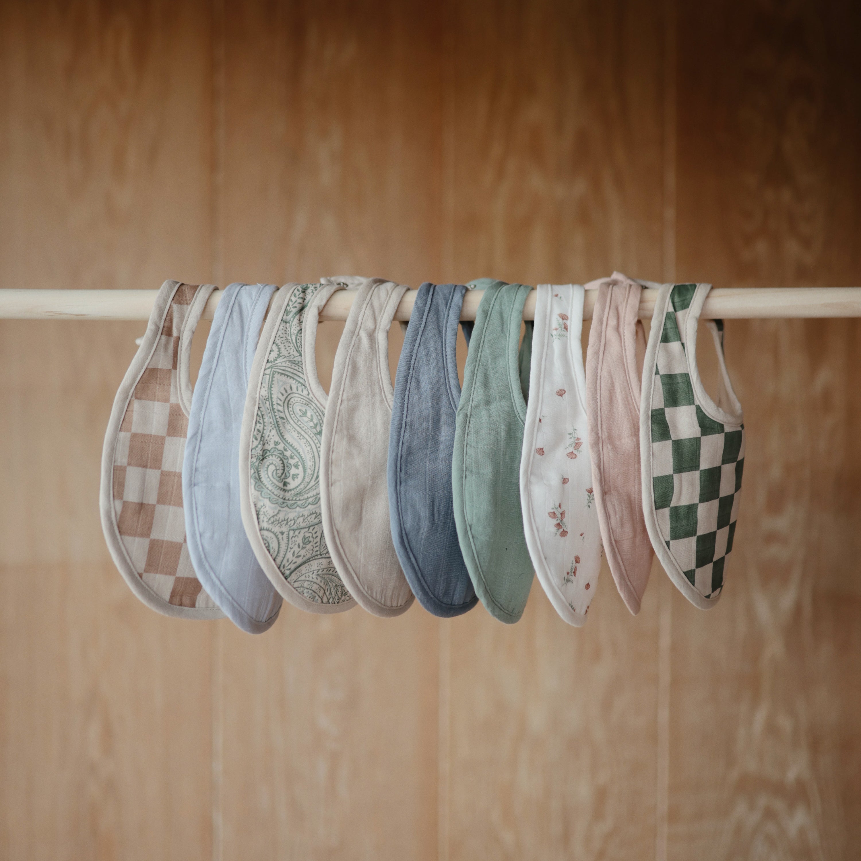 Image of Muslin Bib 2-Pack